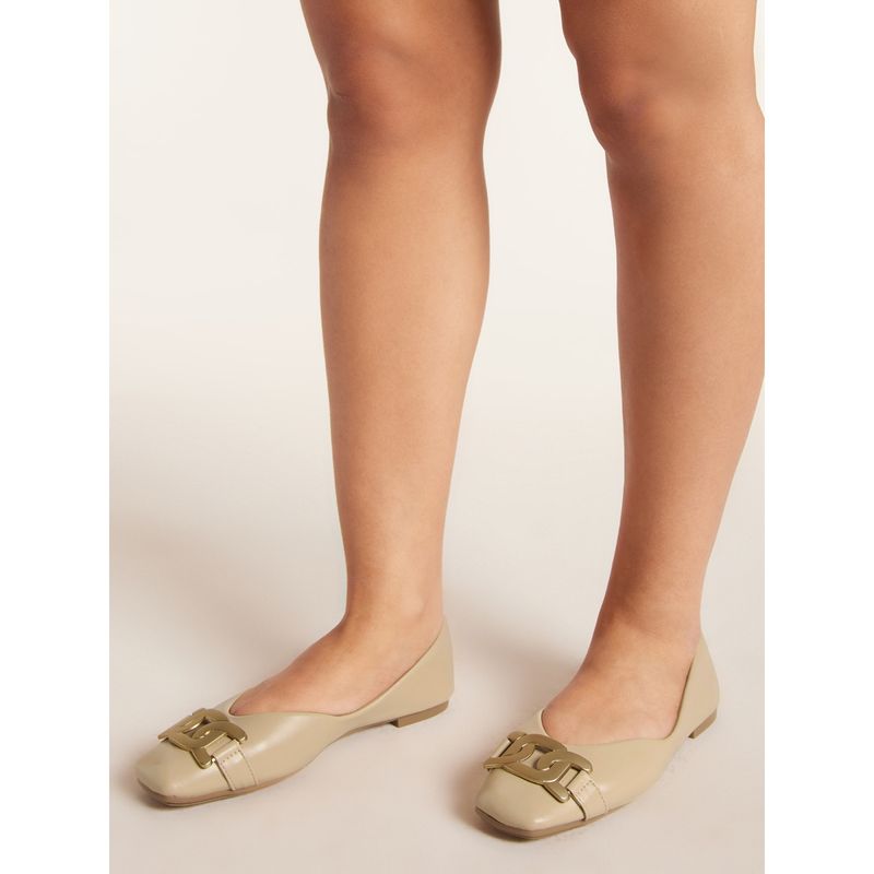Twenty Dresses by Nykaa Fashion Beige Square Toe Chainlink Buckled Ballerinas (EURO 38)