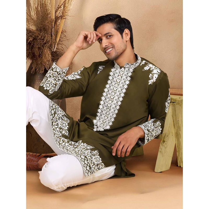 KRAFT INDIA LUXE Men Green Embroidered Kurta with Stole (Set of 2) (42)
