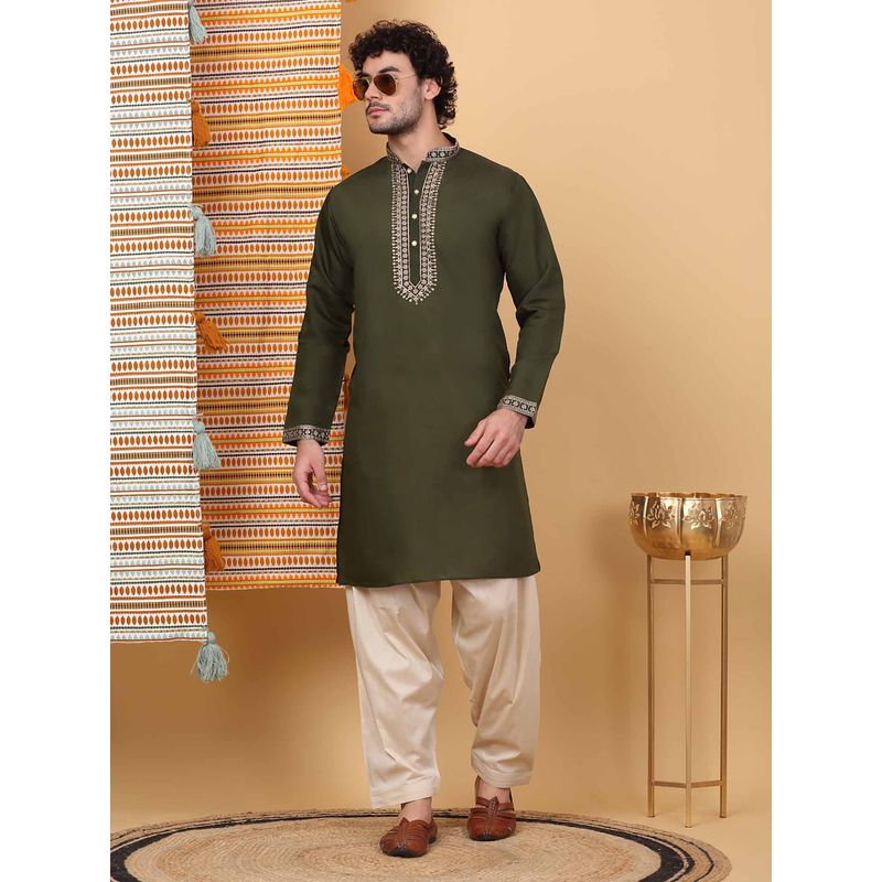 KRAFT INDIA LUXE Men Green Embroidered Kurta with Salwar (Set of 2) (40)