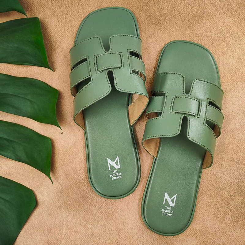 The Madras Trunk Zoya Green Square Toe Flats (EURO 36)
