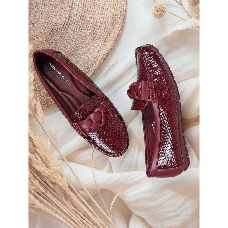 Ronnie Grey Women Maroon Animal Print Loafers (EURO 37)