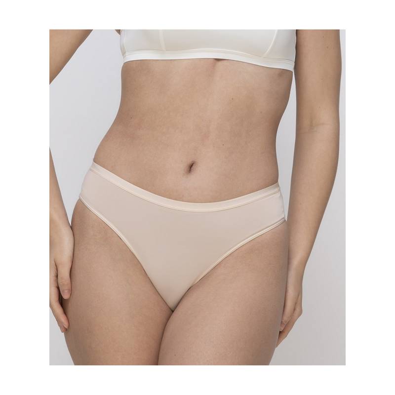 MIEZ Beige Everyday Mid Rise Mesh Bikini Panty (XS)