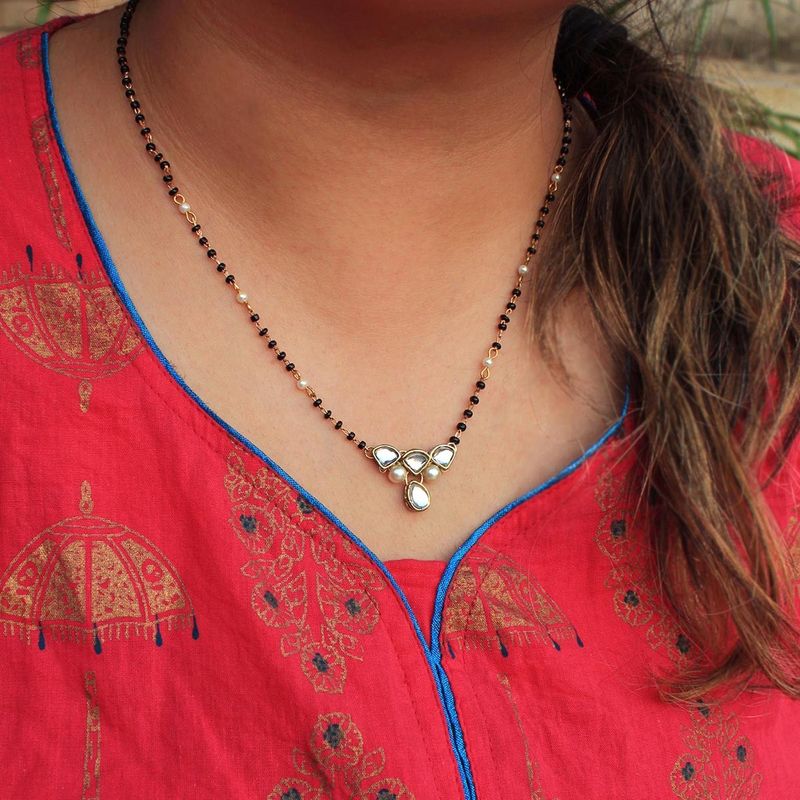 BeAbhika Kundan Studded Mangalsutra (M)