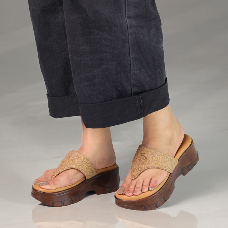 Monrow Lucille Beige Platform Sandal Heels (EURO 36)