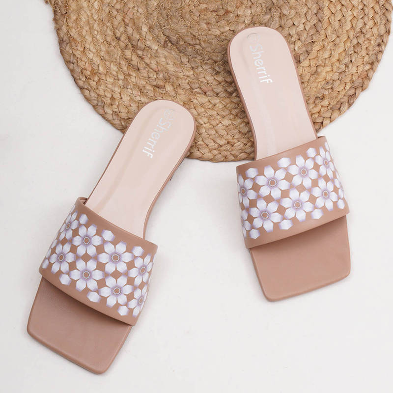 Sherrif Shoes Women Beige Printed Square Toe Flats (EURO 36)