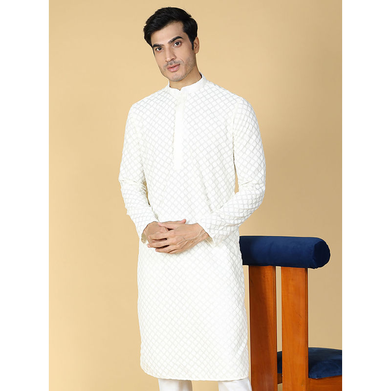 Tabard Cotton Full Sleeve Regular Fit Chikankari Embroidery White Kurta For Men (L)