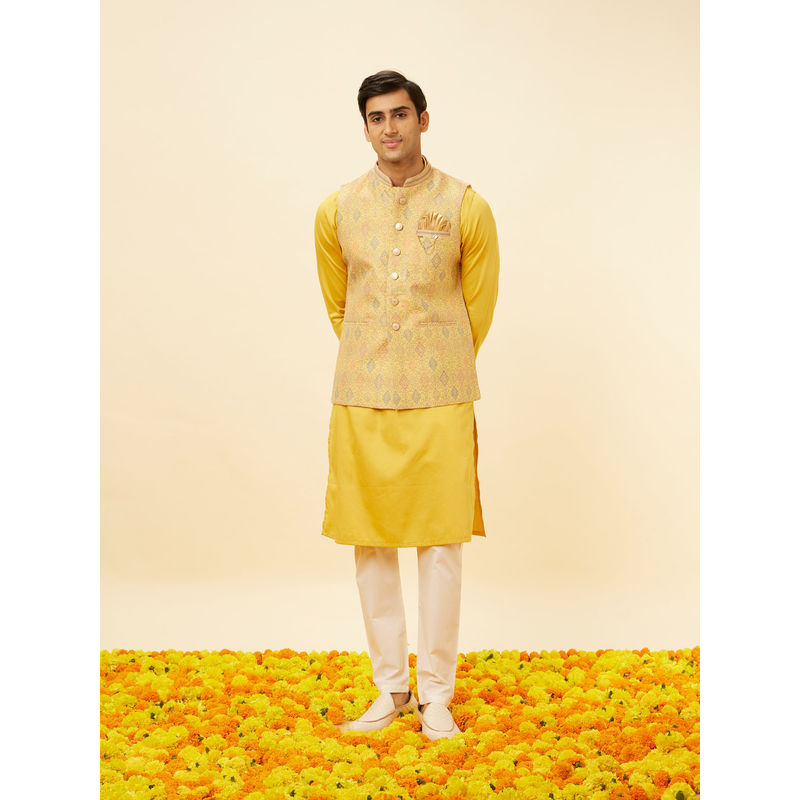 Manyavar Mens Yellow Brocade Jacket (M)