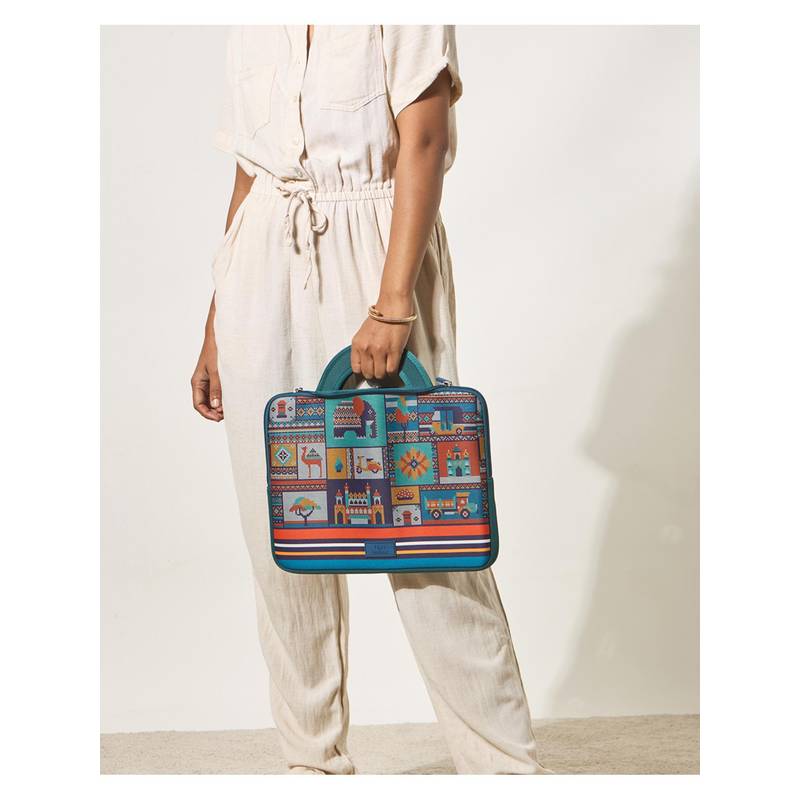 Chumbak Teal Printed Laptop Sleeve (15 Inch)