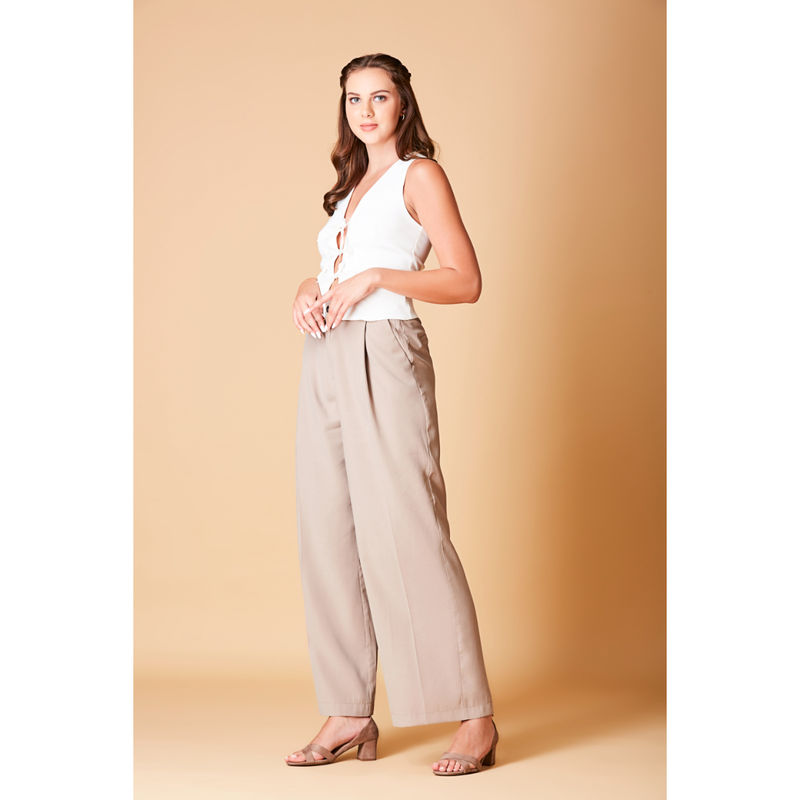 Lemon & Pepper Beige Round Toe Sandals (EURO 36)
