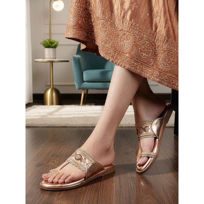 Carlton London Womens Embroidered Ethnic Toe-Ring Flat Rose Gold (EURO 36)