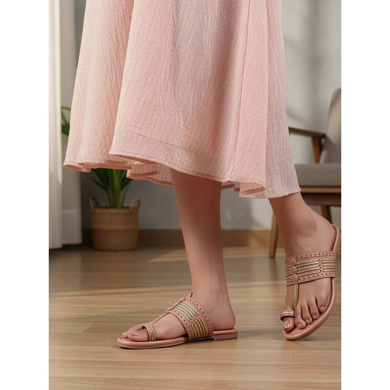 Carlton London Womens Ethnic Toe-Ring Flat with Gold Braid and Cut-Outs Peach (EURO 36)