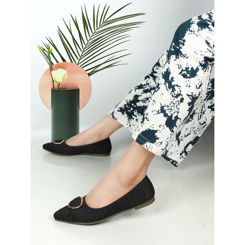 Iconics Womens Fashionable Black Color Textured Ballerinas (EURO 36)