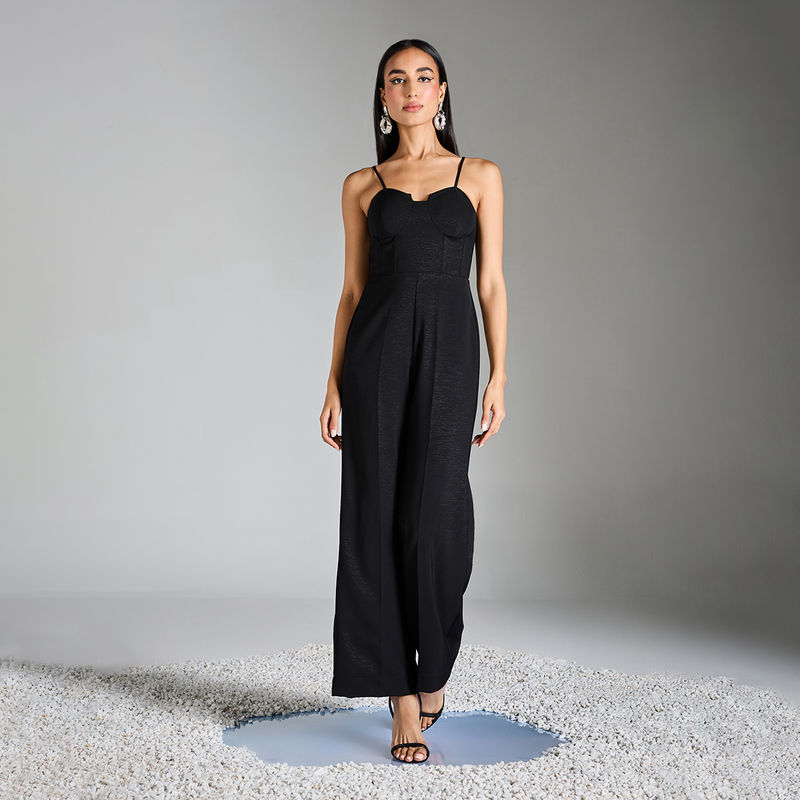 Buy RSVP by Nykaa Fashion Black Sweetheart Neck Solid Jumpsuit Online