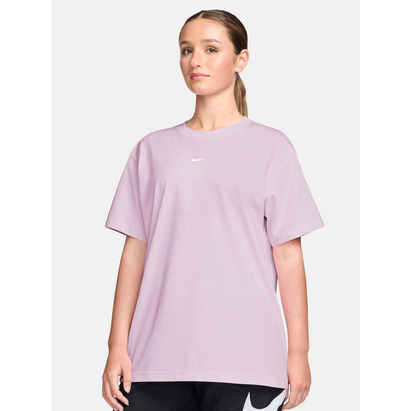 Nike Sportswear Women's Classic T-Shirt (S)