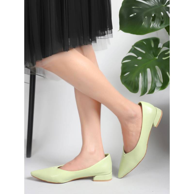 Carlton London Green Slip-On Pointed Toe Women Block heels Pump (EURO 39)