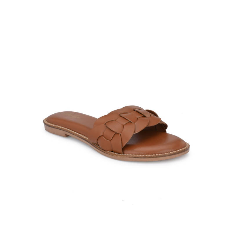 Delize Leather- Womens Tan Solid Cuban Chain Flats (UK 5)
