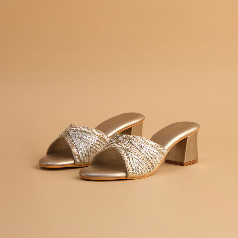 Eridani Pelosa Gold Embroidered Heels (EURO 41)