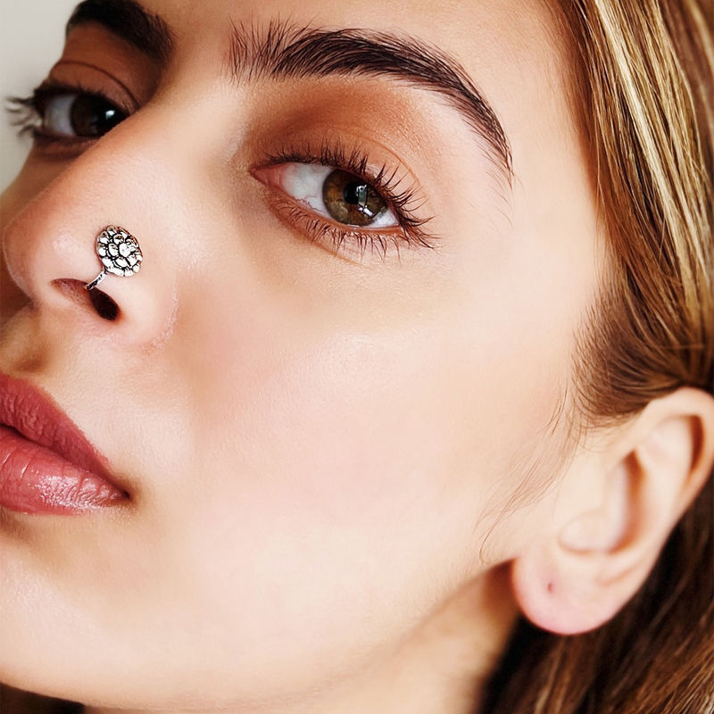 Fashionable nose pin deals