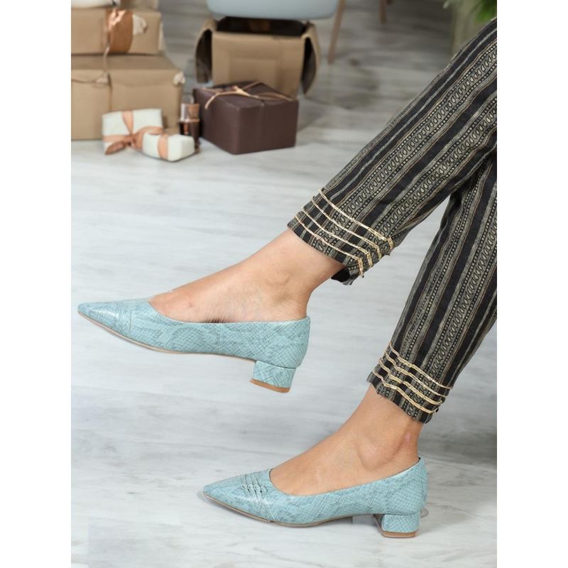 Carlton London Women's Fashionable Blue Color Comfortable Textured Pumps (EURO 37)