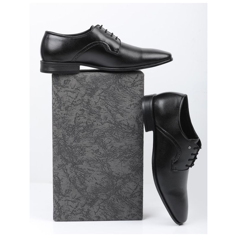 V8 by Ruosh The Tyrion Black Men Formal Derbies (EURO 45)