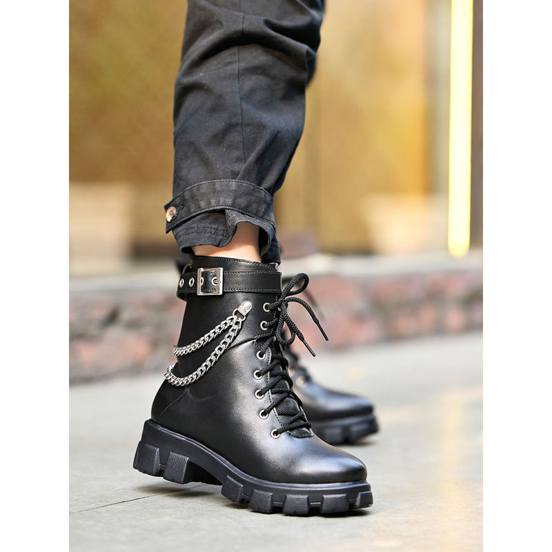 Shoetopia Silver Plain Cool Chain Detailed Black Ankle Boots for Women  (EURO 38)