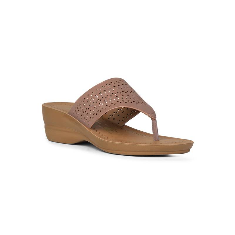 Bata Women Nude Wedge Sandals (UK 6)
