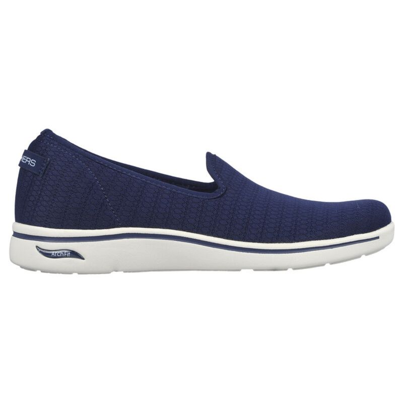 SKECHERS ARCH FIT UPLIFT Navy Blue Walking Shoes (UK 3)