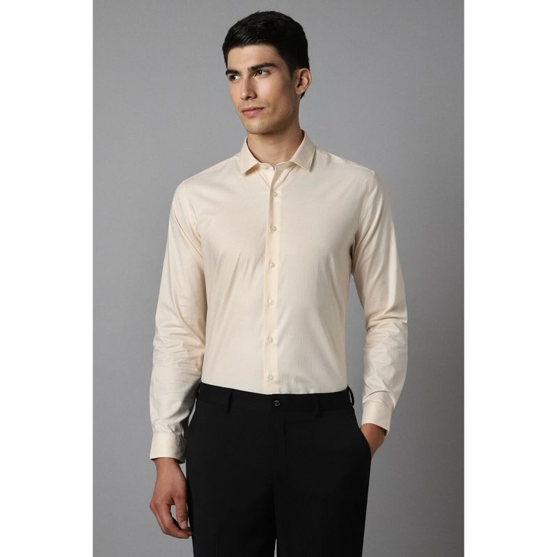 Louis Philippe Men Cream Solid Full Sleeves Formal Shirt (42)