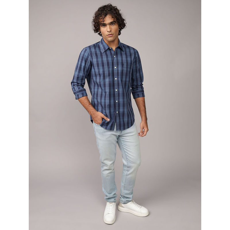 American Eagle Men Brilliant Blue Slim Fit Everyday Button-Up Shirt (M)