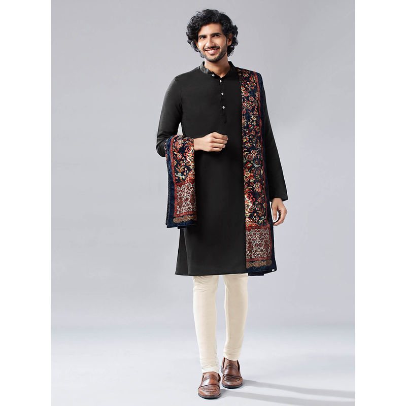 KISAH Men Black Kurta Churidar (Set of 3) (38)
