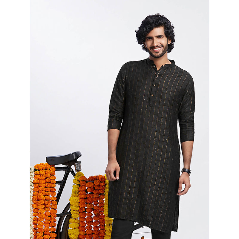 KISAH Men Black Solid, Textured Cotton Blend Kurta with Abstract Print (40)