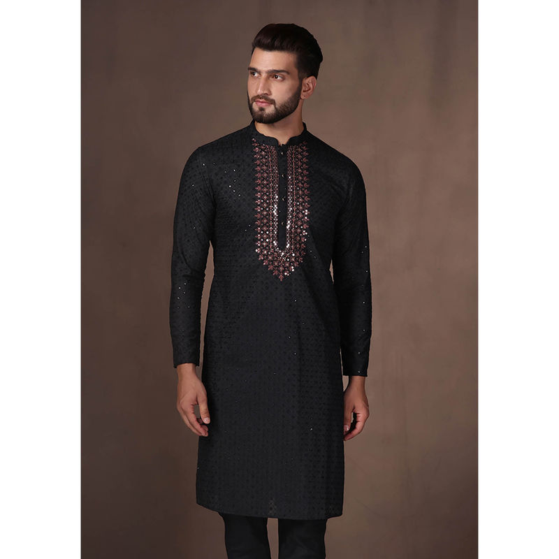 KISAH Men Black Sequence Embroidery Cotton Blend Kurta with Zari Design (40)