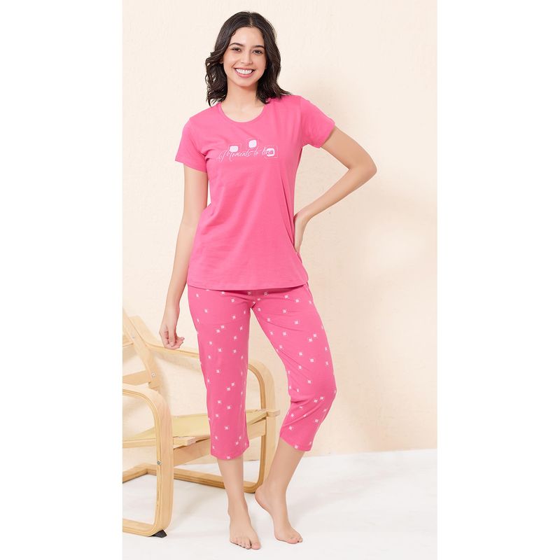 Quira Pink Printed Regular T-Shirt and Capri (S)