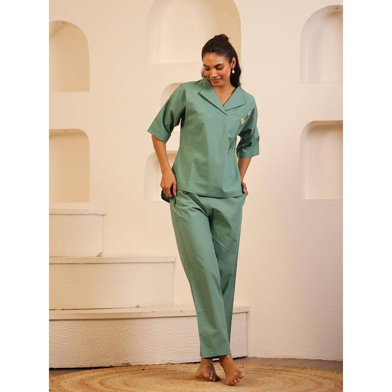 SANSKRUTIHOMES Green Solid Regular Top and Pyjama (XS)