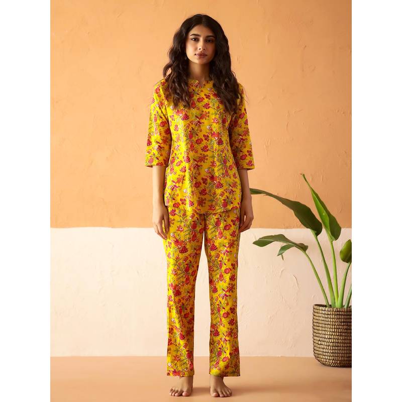 SANSKRUTIHOMES Yellow Printed Regular Top and Pyjama (S)