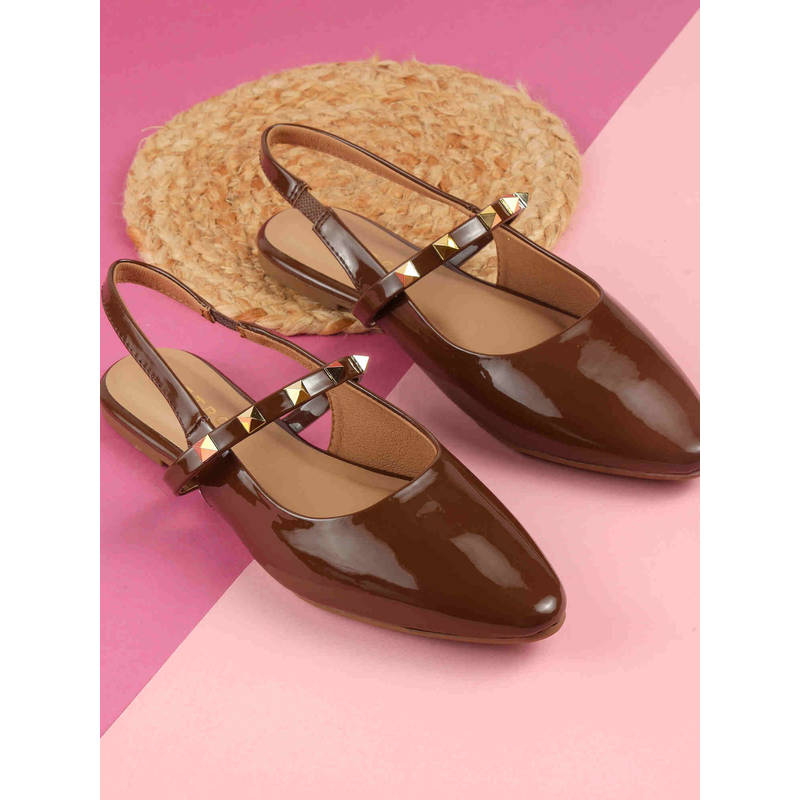 Metro Women Brown Sandals (EURO 36)