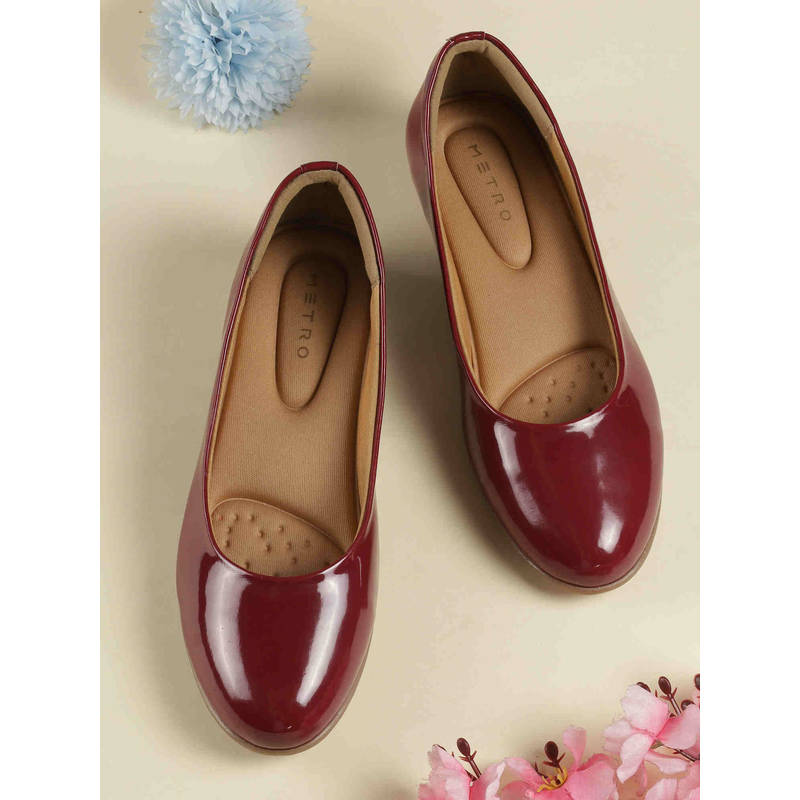 Metro Women Maroon Ballerina (EURO 36)