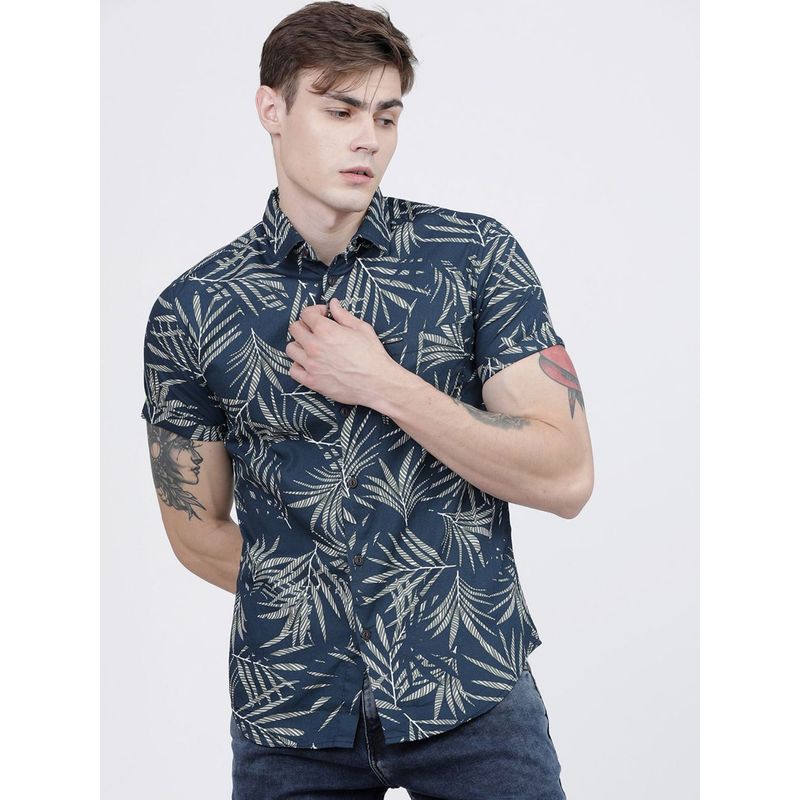 The Indian Garage Co Men Slim Fit Tropical Half Sleeves Cutaway Collar Casual Shirt - Navy Blue (L)