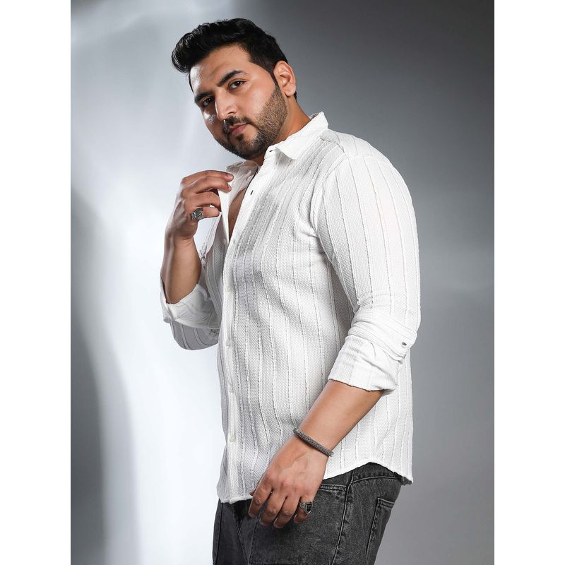 Instafab Plus Men's Daisy White Braille Shirt (5XL)