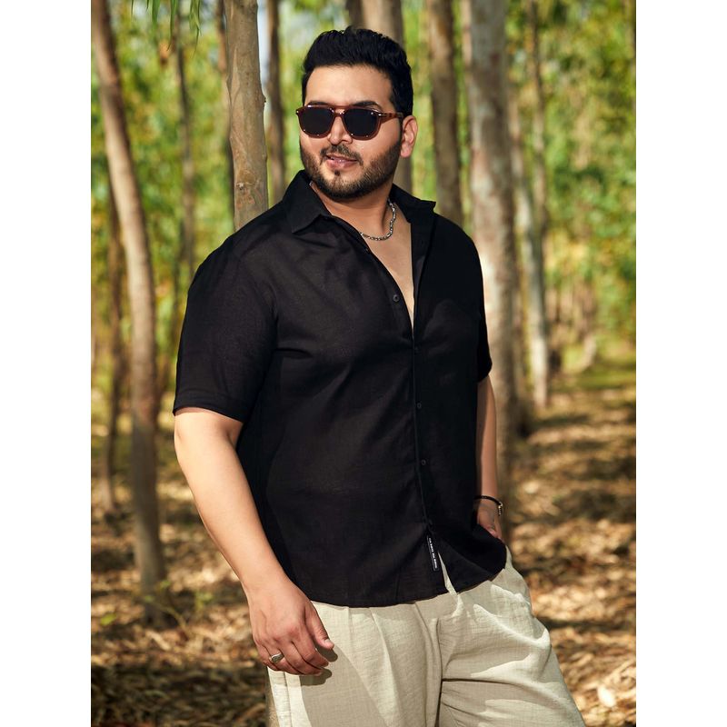 Instafab Plus Men's Onyx Black Solid Cotton Shirt (4XL)