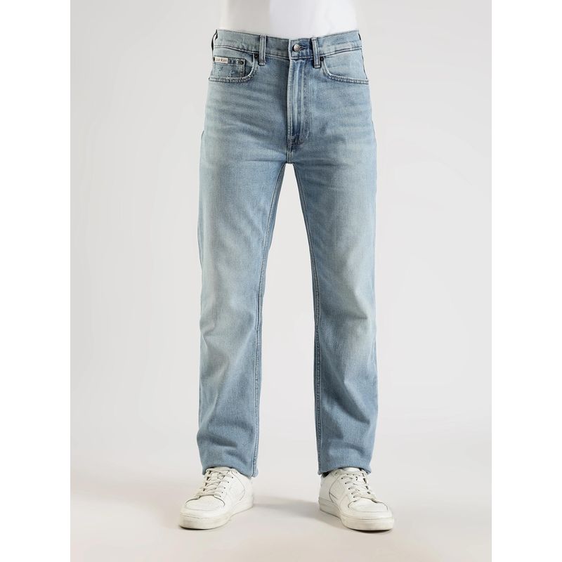 Calvin Klein Mid-Wash Straight Fit Mid Rise Jeans (32)