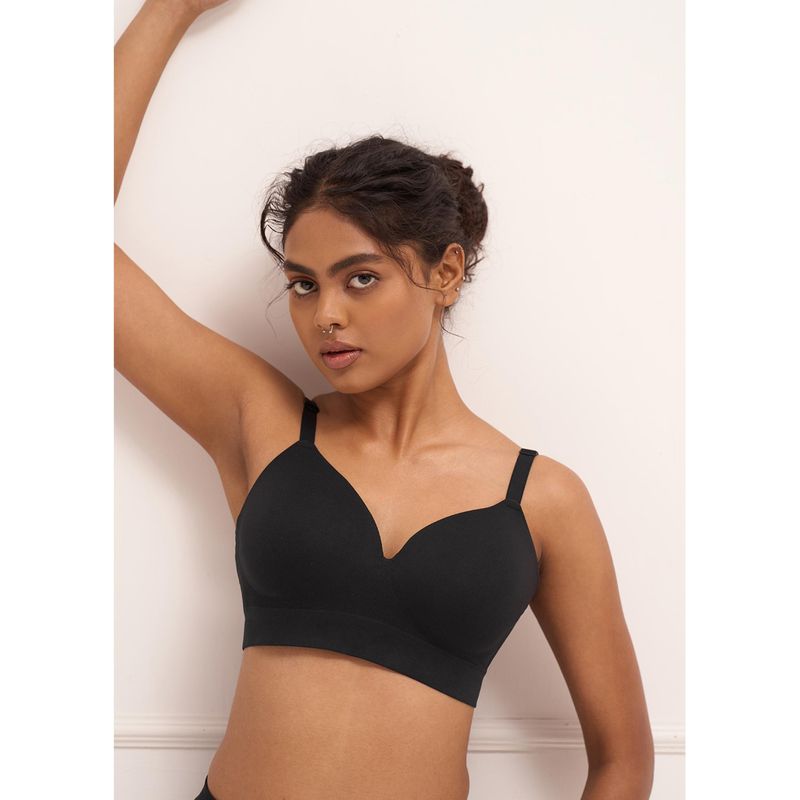 Underneat Women Lightly Padded Full Coverage Seamless Wireless Support Bra (M)