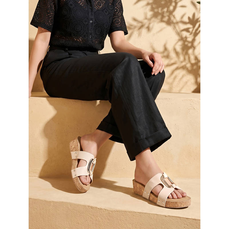ROCIA By Regal Cream Women Casual Buckled Sandals (EURO 42)