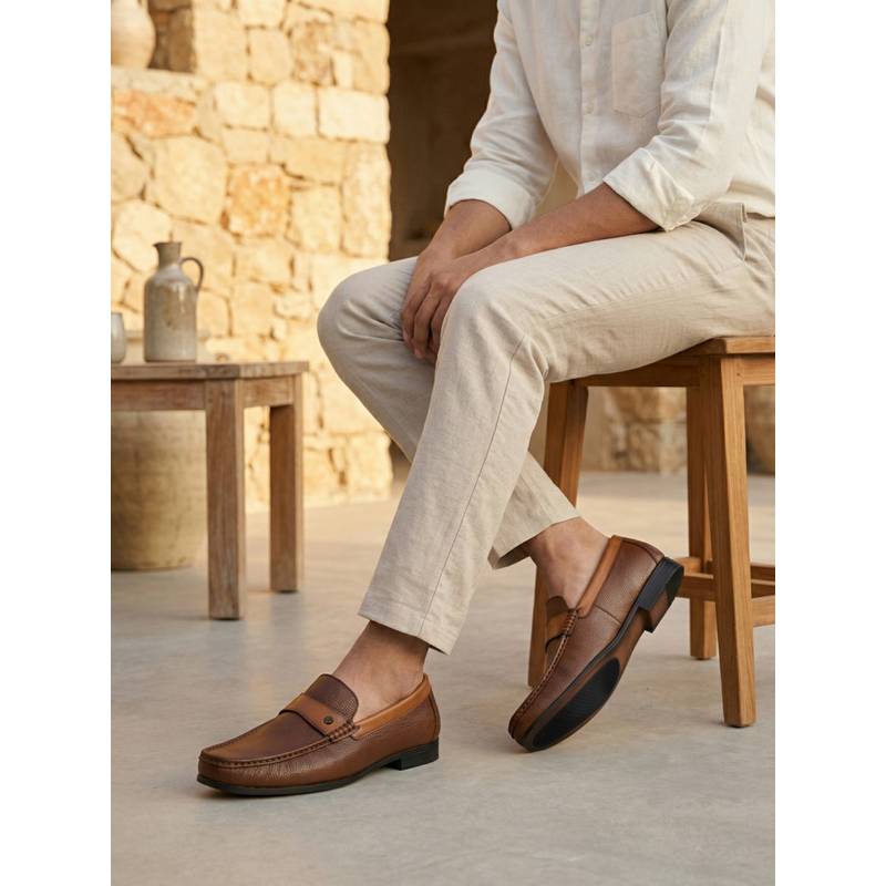 REGAL Men Tan Leather Loafers (UK 8)