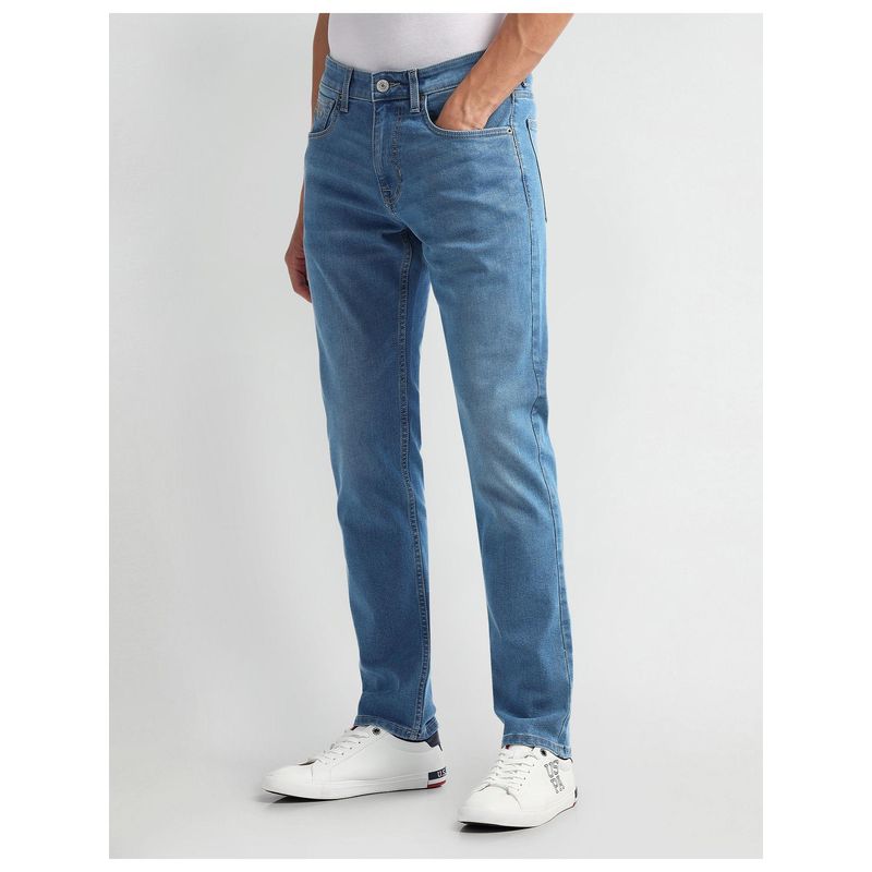 U.S. Polo Assn. Denim Co. Brandon Slim Straight Fit Light Wash Jeans (34)