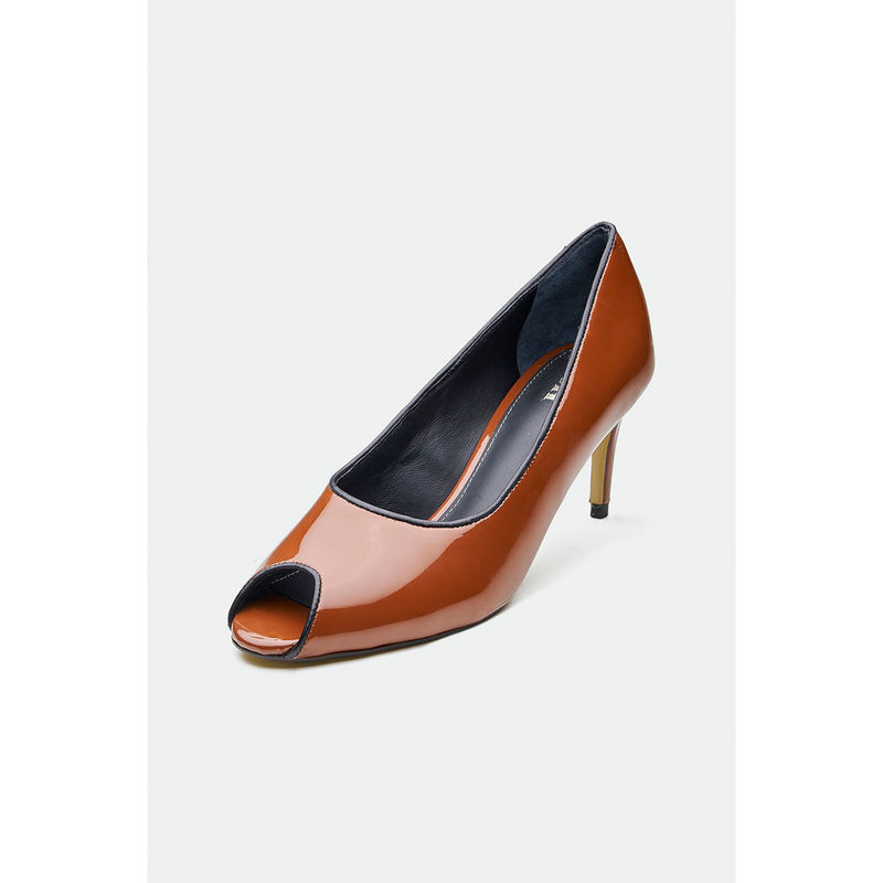 Oroh Tan Halifax Stiletto Heels (EURO 36)