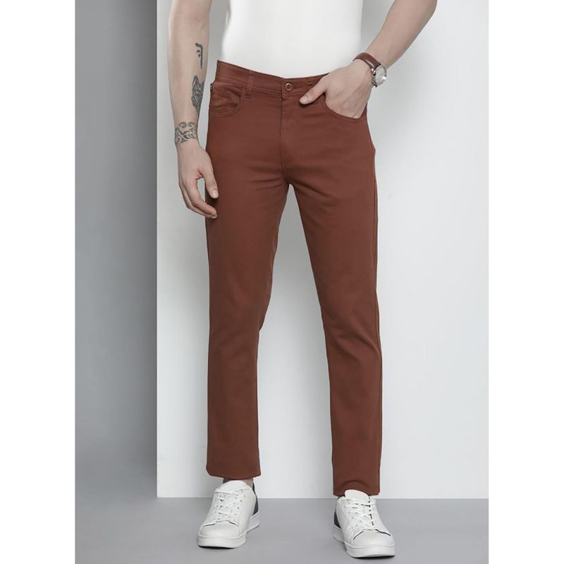 The Indian Garage Co Men Slim Fit Mid-Rise Solid Brown Chinos (28)