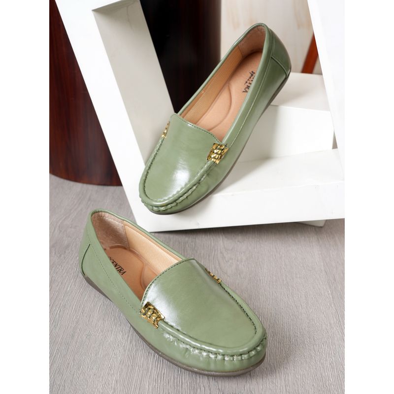 SCENTRA Eliana Olive Cushioned Loafers (EURO 36)