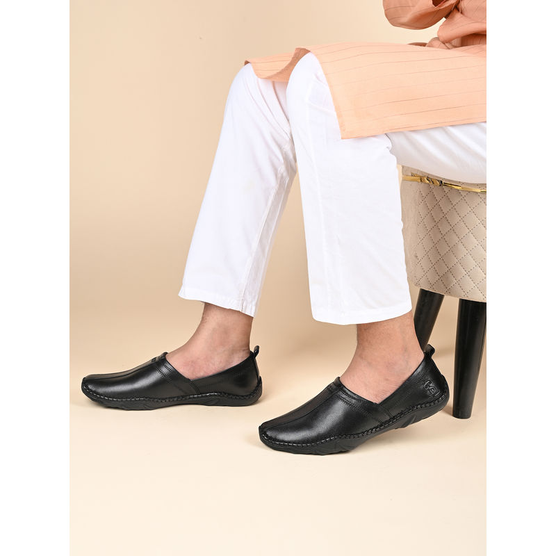 Louis Stitch Jet Black Genuine Leather Ultra Lightweight Stylish Stich Nagra Juttis (UK 6)