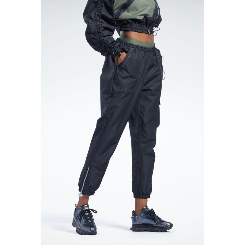 Reebok Women Classics Cardi Joggers (XS)